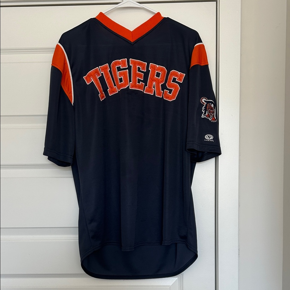 MLB TIGERS Grey Orange Vintage Jersey Large